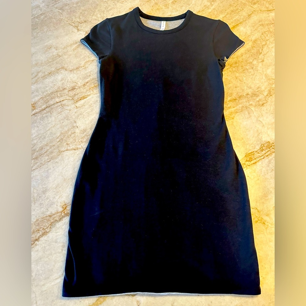 Near new condition Athleta reversible mini dress, XSP